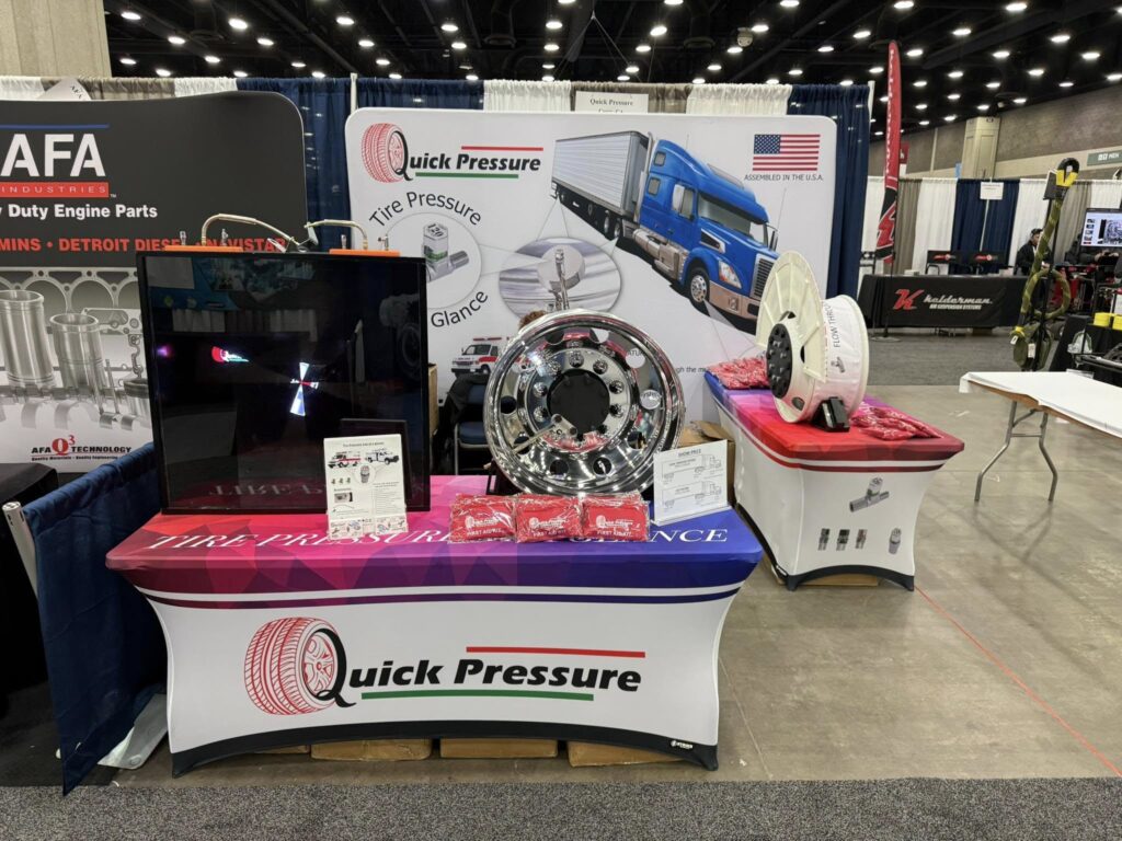 Trailer hub bracket with attached tire monitor system